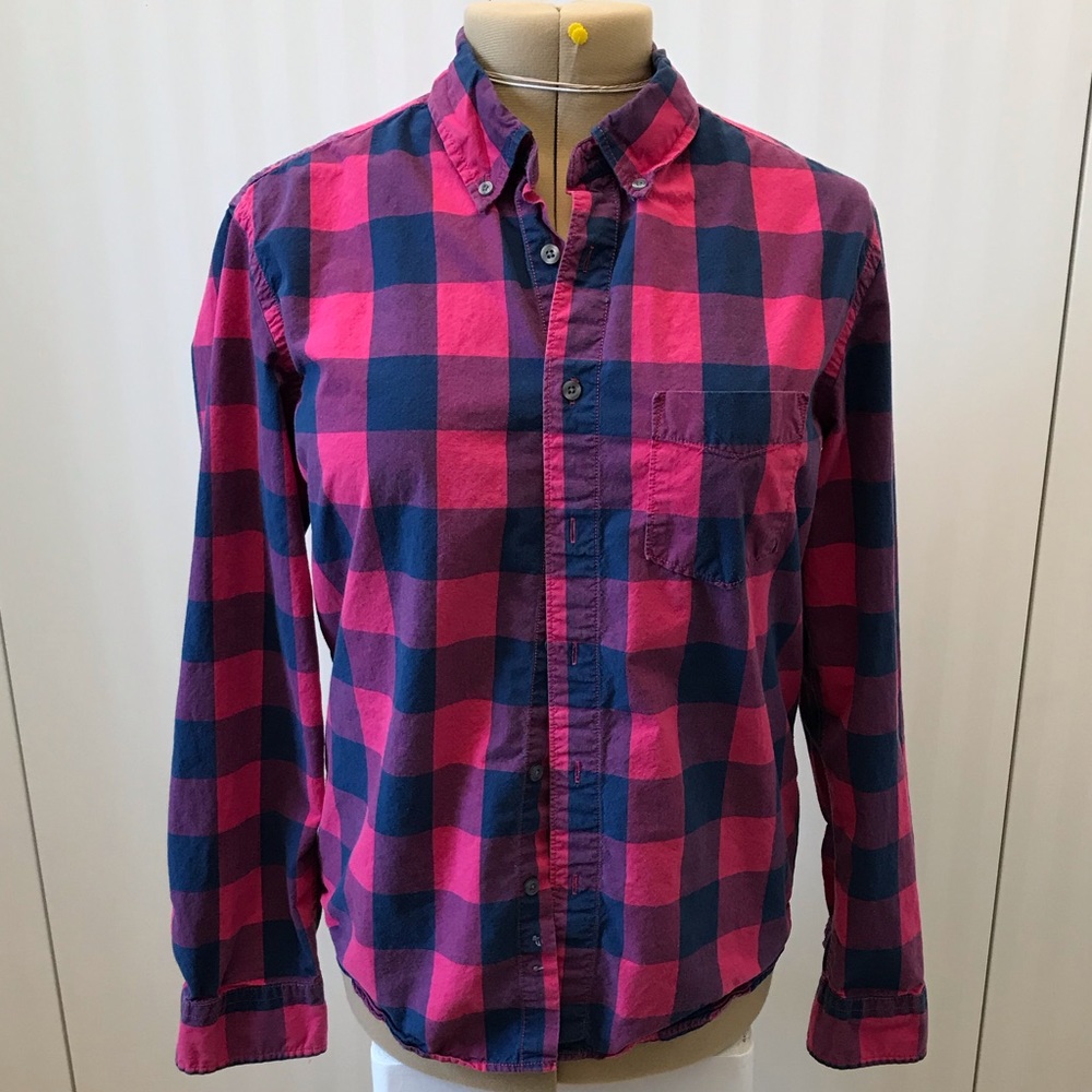Aeropostale pink blue check flannel Size S